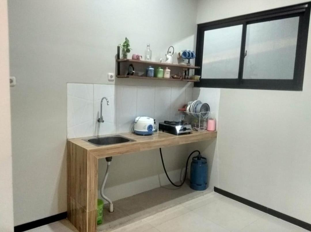 Phoenix Guest House 수라바야 외부 사진